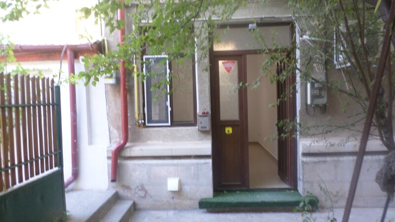 Floreasca, Dinamo, spatiu ultracentral, in curte,